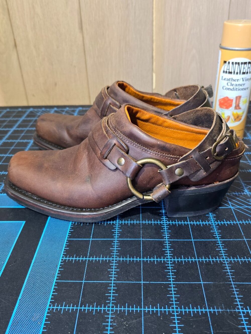 Frye Belted Harness Mule Clogs Women's 7 Brown Distressed Leather USA